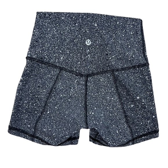 Lululemon Size 2 Align High Rise Shorts 4” Black/ Gray - Picture 2 of 10